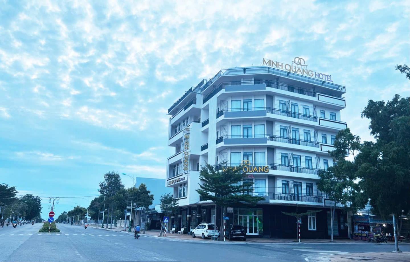 Khach San Minh Quang Hotell Phan Rang Eksteriør bilde