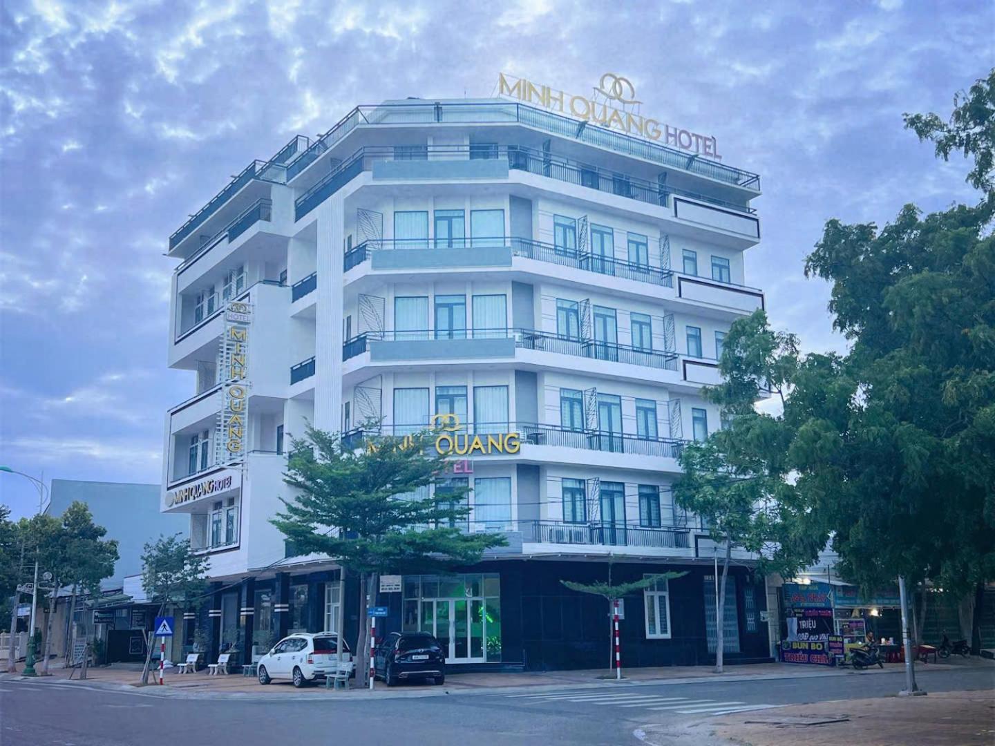 Khach San Minh Quang Hotell Phan Rang Eksteriør bilde